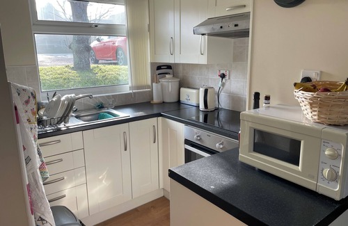 Mundesley Ski Chalet | 2 bedroom chalet 5 minutes walk to shops, pubs and a large dog-friendly beach,