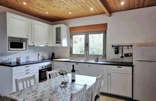 Sao Pedro Ski Chalet | 2 bedroom chalet, Central Portugal