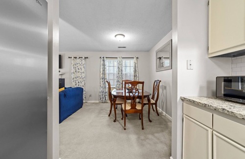 Greensboro Condo | 2 Bedroom Condo HighSpeed WiFi near Top Golf & Airport