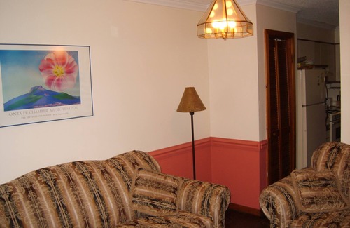 Chapel Hill Condo | 2-bedroom condo just 13 minutes walk to Franklin Street