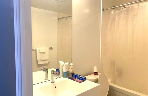 CityPlace Apartment | 2 Bedroom condo with CN tower views with parking and office space