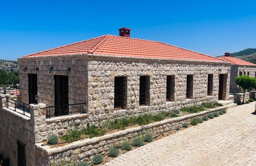 Msaytbeh Cottage | 2 bedroom cottage in bayrut