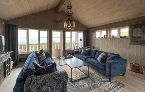 Vestre Slidre House | 2 Bedroom Cozy Home In Røn