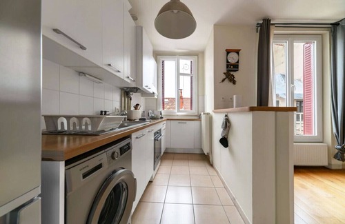 Republique Apartment | 2-bedroom designer apartment, Thermes district