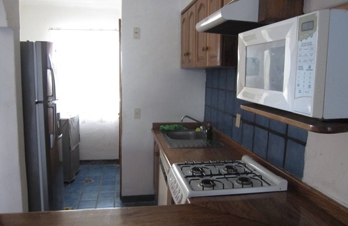 Manzanillo Apartment | 2 Bedroom furnished apartmen with acces to Beach, Big Pool, Jacuzzy and more.