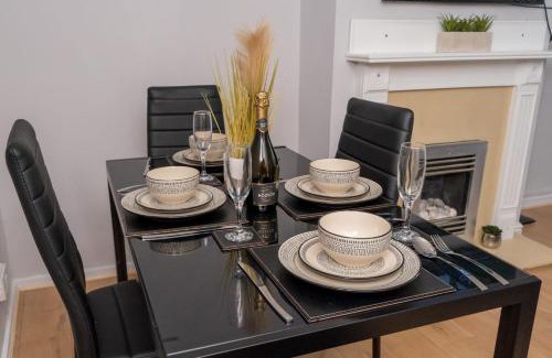 Weston by Wellend Apartment | 2 Bedroom Home Coventry, Parking