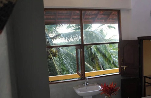 Ahangama House | 2 bedroom house on a 12 acre working plantation - Rustic