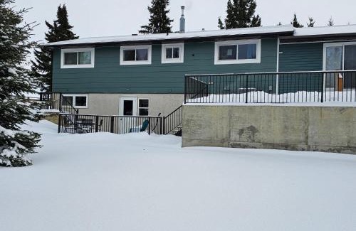 Nipawin House | 2 bedroom next to Golf Course