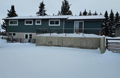 Nipawin House | 2 bedroom next to Golf Course