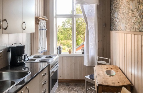 Figeholm Apartment | 2 bedroom nice apartment in Figelholm