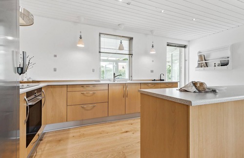 Lyngsbæk Strand House | 2 bedroom nice home in Ebeltoft