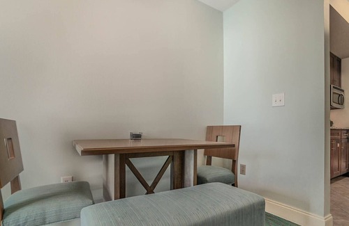 Cherry Grove Beach Resort | 2 Bedroom Oceanfront at Club Wyndham Towers on the Grove
