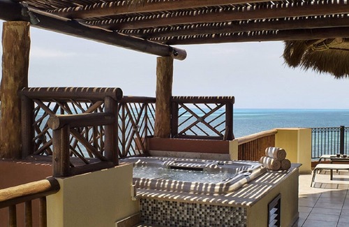 Punta Sam Apartment | 2 Bedroom Oceanfront Penthouse with Resort Amenities