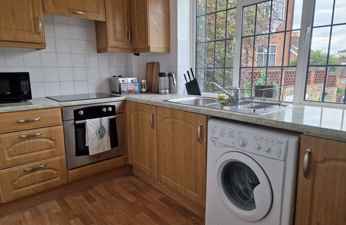 Guildford Apartment | 2 bedroom serviced apartment in Surrey