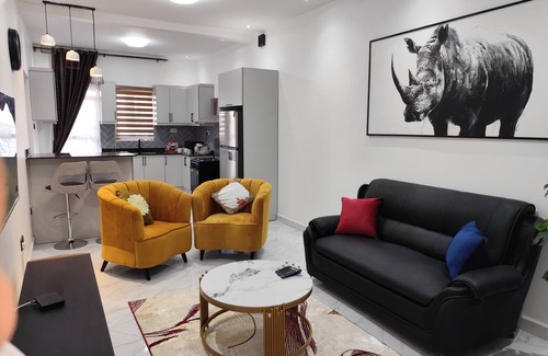 Entebbe Apartment | 2 Bedroom, Soothing apartment with WiFi in Nkumba, Entebbe, with Lake view