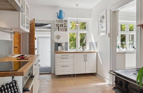 Helsned House | 2 bedroom stunning home in Humble