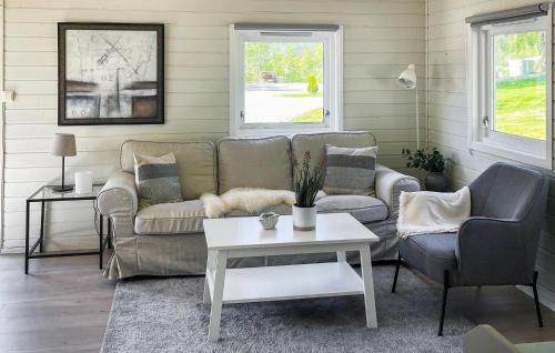Hoyanger House | 2 Bedroom Stunning Home In Lavik