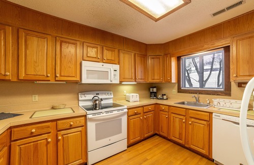 Massanutten House | 2 Bedroom Townhome, Resort Access! Sauna!