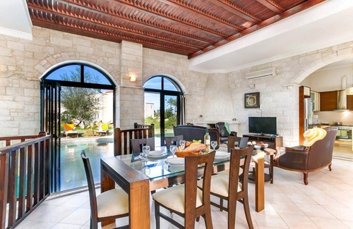 Platanias Town Villa | 2-bedroom Villa Artemis with Private Pool, 800m from the Sandy Beach