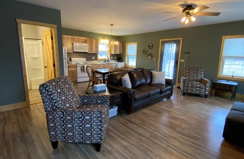 Benezette Cabin | 2 Bedroom w/King, 1 Bath across from Visitors Center- 4-Night Stay Discounts