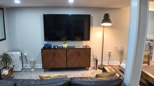 Ajax Apartment | 2 Bedroom Walkout Basement Ajax