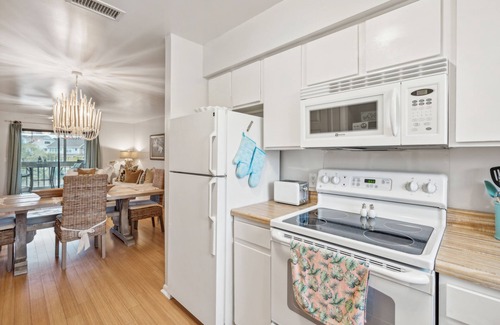 Seabrook Island Villa | 2 Bedroom with Breathtaking Marsh Views!