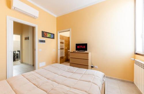 Cesano Boscone Apartment | 2 Bedrooms Apartment with Wi-Fi-Netflix