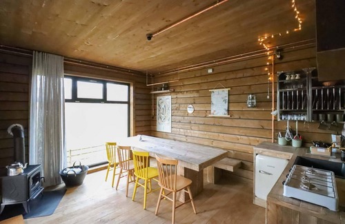 Maaseik House | 2 Bedrooms Private Vacation Home In Neeroeteren-Maaseik