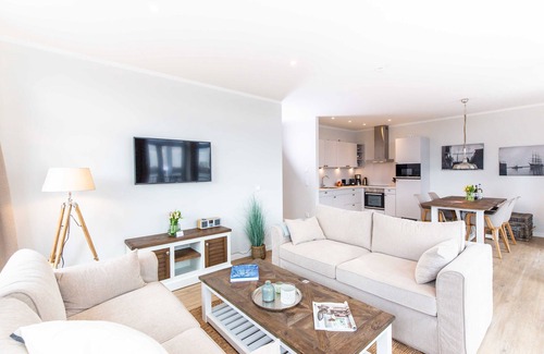 Travemuende Apartment | 2 bedrooms, direct view of the Trave, own sauna (32) - Dockside Travemünde
