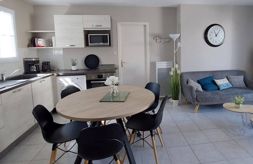 Saint-Maurice-la-Souterraine House | 2 Bedrooms Private Vacation Home In Le Bois-Plage-En-Ré