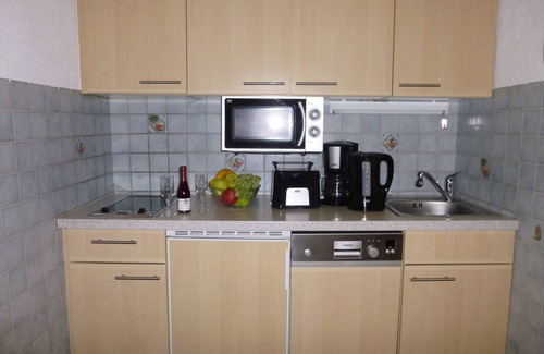 Bodensdorf Apartment | 2 bedrooms, lake view, indoor swimming pool, private beach and parking lot.