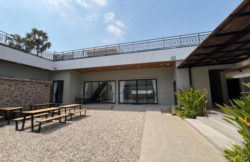 Svay Teab House | 2 Bedrooms- Private Holiday Villa in Svay Rieng