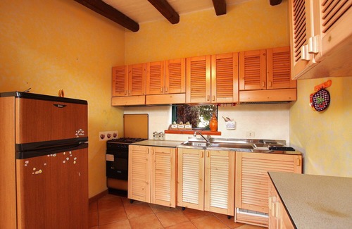 Campofelice di Roccella Villa | 2 Bedrooms Villa, 2 Bathrooms, WiFi, Garden, bbq, Public Pool, close to the sea