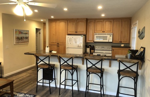 Mission Beach Condo | 2 BR on Jersey Ct Just Steps to The Beach