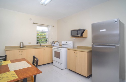 Gordon Town Apartment | 2 Castries Drive,nUWI Mona Campus,nKingston 7