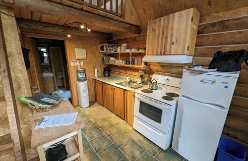 Riviere-Rouge Ski Chalet | 2 - Chalet en bois rond au bord chaleureux - Cerisier