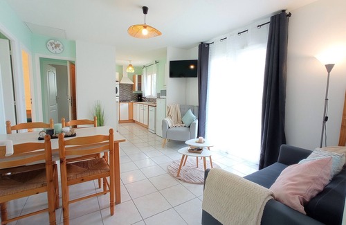 Limogne-en-Quercy House | 2 Cottages with Pool & Garden – Family-Friendly Stay in Southwest France