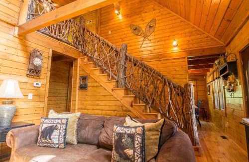 Boone House | 2 Cubs Cabin