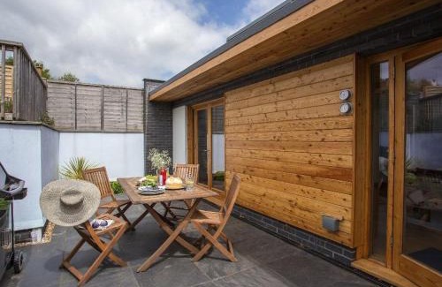 Stoke Gabriel House | 2 Dart