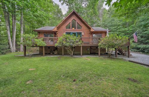 Charter Hills House | 2 Decks and Fire Pit Scenic Beech Mountain Retreat!