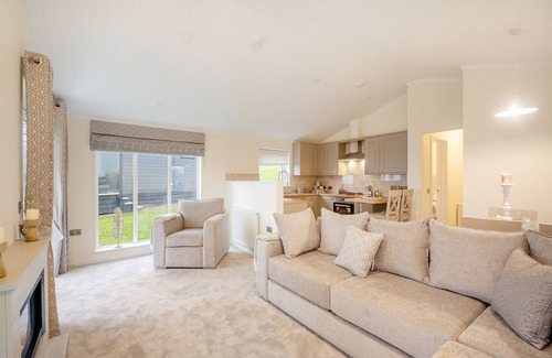 Llanychan Cottage | 2 bedroom accommodation in Llanrhaeadr-yng-Nghinmeirch