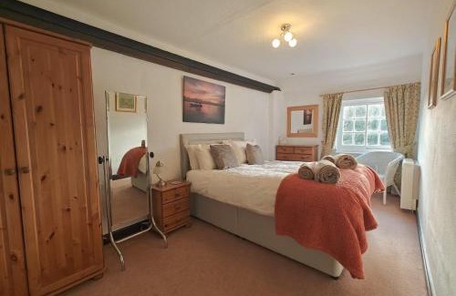 Old Bolingbroke House | 2 Hope Cottage