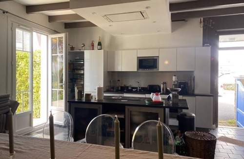 Saint-Marine House | 2 houses and a garden, 50 meters from the port, close to the grocery store