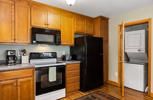 Valley Creek Run Cabin | 2 Master Suites - Clean - Cozy - WiFi - Elk - Covered Porch - ezAccess - 5 Stars