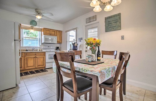 Dania Beach House | 2 Mi to Boardwalk: Home w/Grill in Dania Beach!
