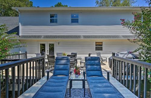 Clemson Villa | 2 Mi to Clemson Central Villa with Deck, Near Lakes