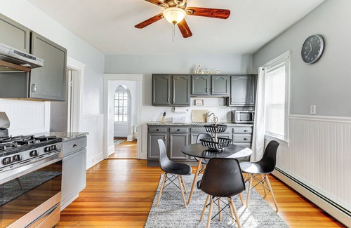 North Providence Apartment | 2 Mi to Governor Notte Park: Apt w/Balcony!