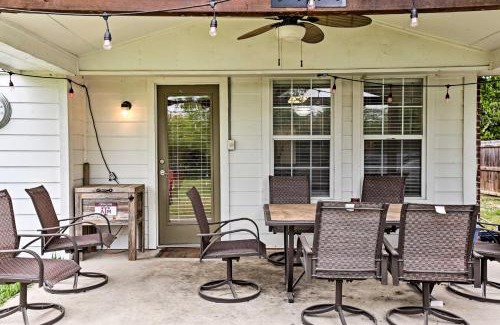 McQueeney House | 2 Mi to Lake McQueeny Gem with Covered Patio