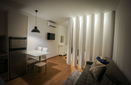 Bonfim Apartment | 2 minutes from the city center. Luxury apartment with balcony and Wi-Fi