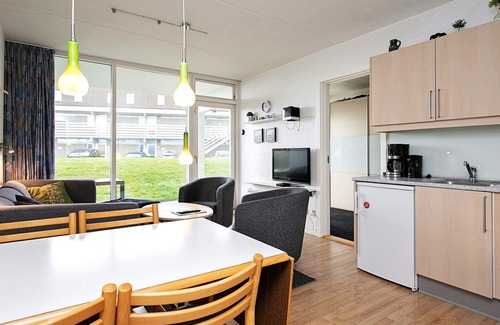 Sondervig Apartment | 2 Person Holiday Home on a Holiday Park in Ringkobing